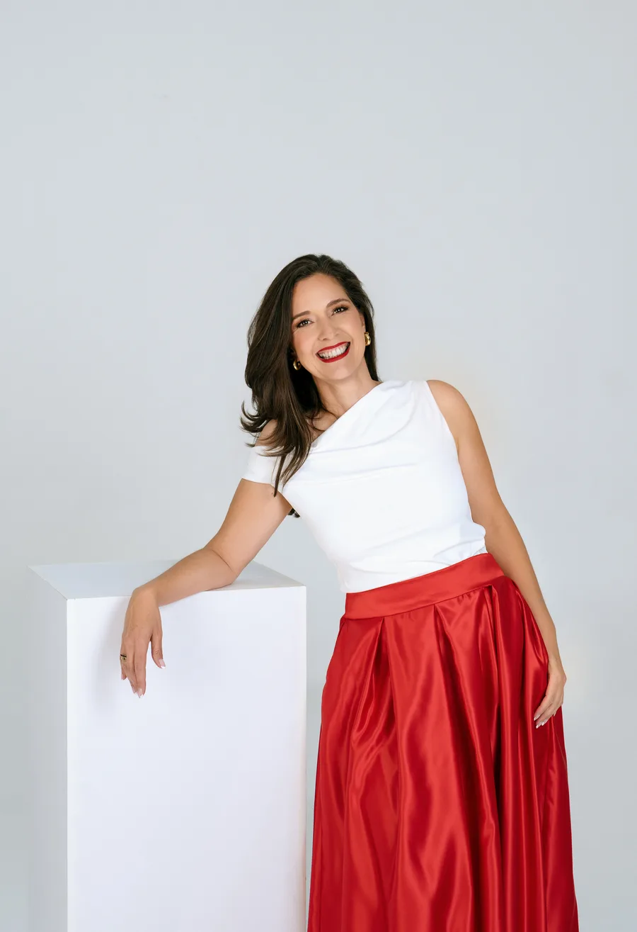 MÓNICA ALBA — Creadora de DELIBERADAMENTE